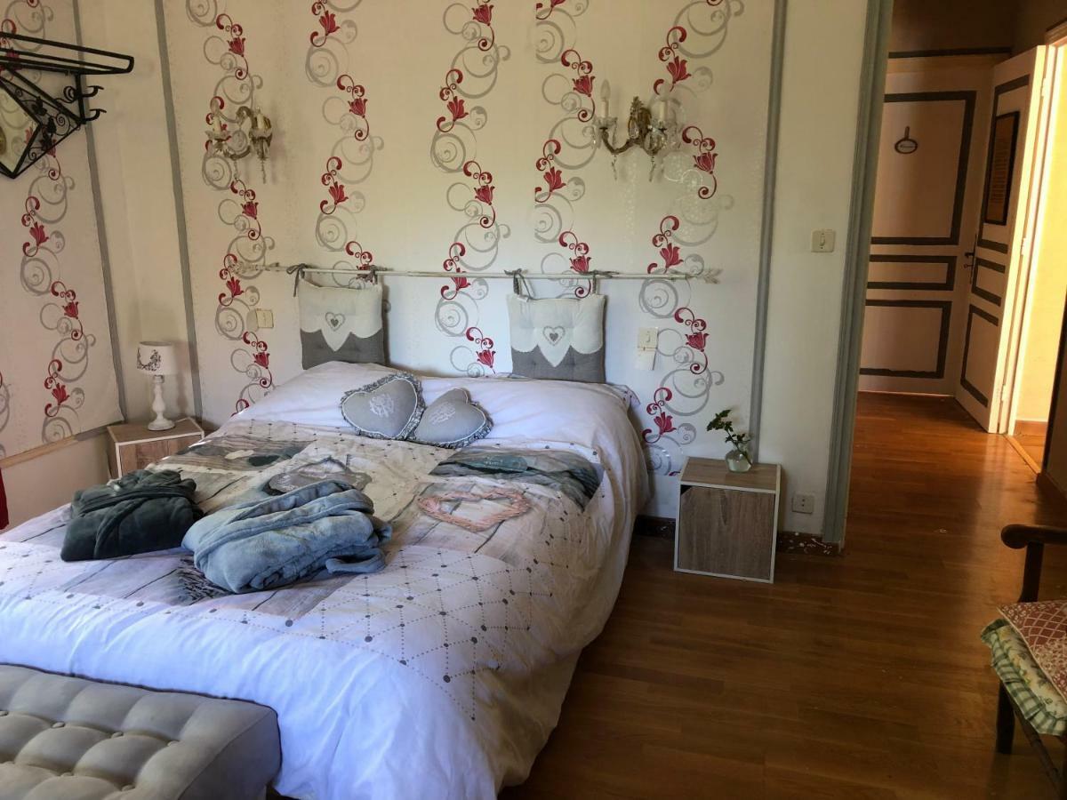 Les Chambres De Cathy Murat 外观 照片